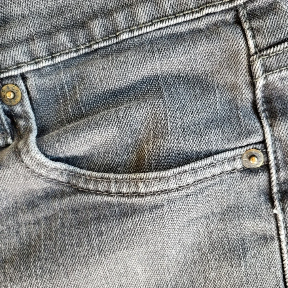 Levis 510 Skinny Fit Jeans Mens 30x30 Faded Black Denim Pants